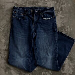 29/30 medium wash jeans